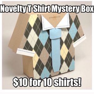 🎁Mystery pack of 10 Novelty shirts and tops!